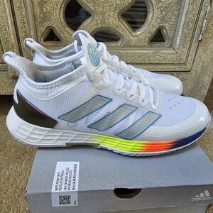 Women's Adidas Sneaker